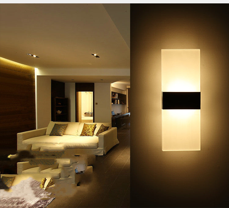 "Indoor Sensing USB Charging Wall Lamp – Smart & Convenient Lighting"